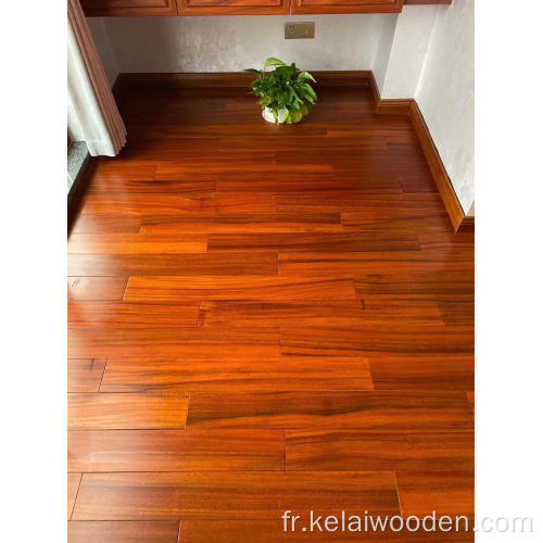 Parquet en bois massif d&#39;okan couleur teck Parquet